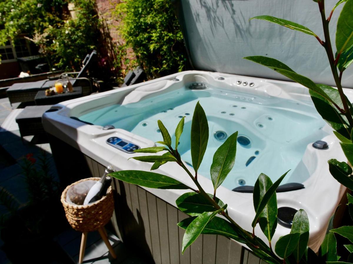 Luxury 9 Bed Manor House Hot Tub Cinema Room Skytv サフロン・ワルデン エクステリア 写真