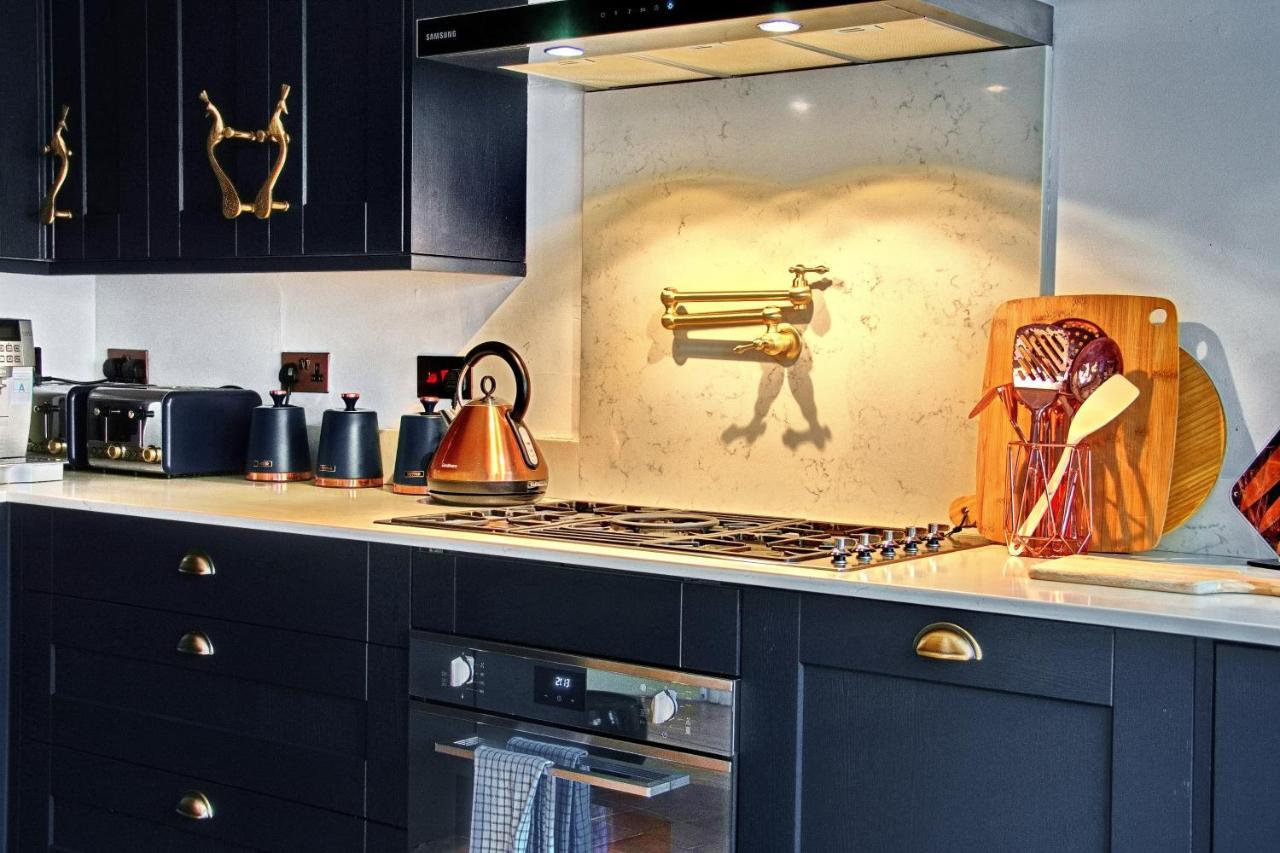 Luxury 9 Bed Manor House Hot Tub Cinema Room Skytv サフロン・ワルデン エクステリア 写真